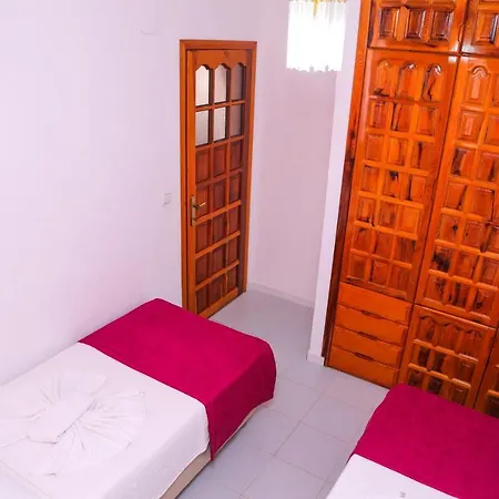 Hotel apartamentowy Ali Ozalp